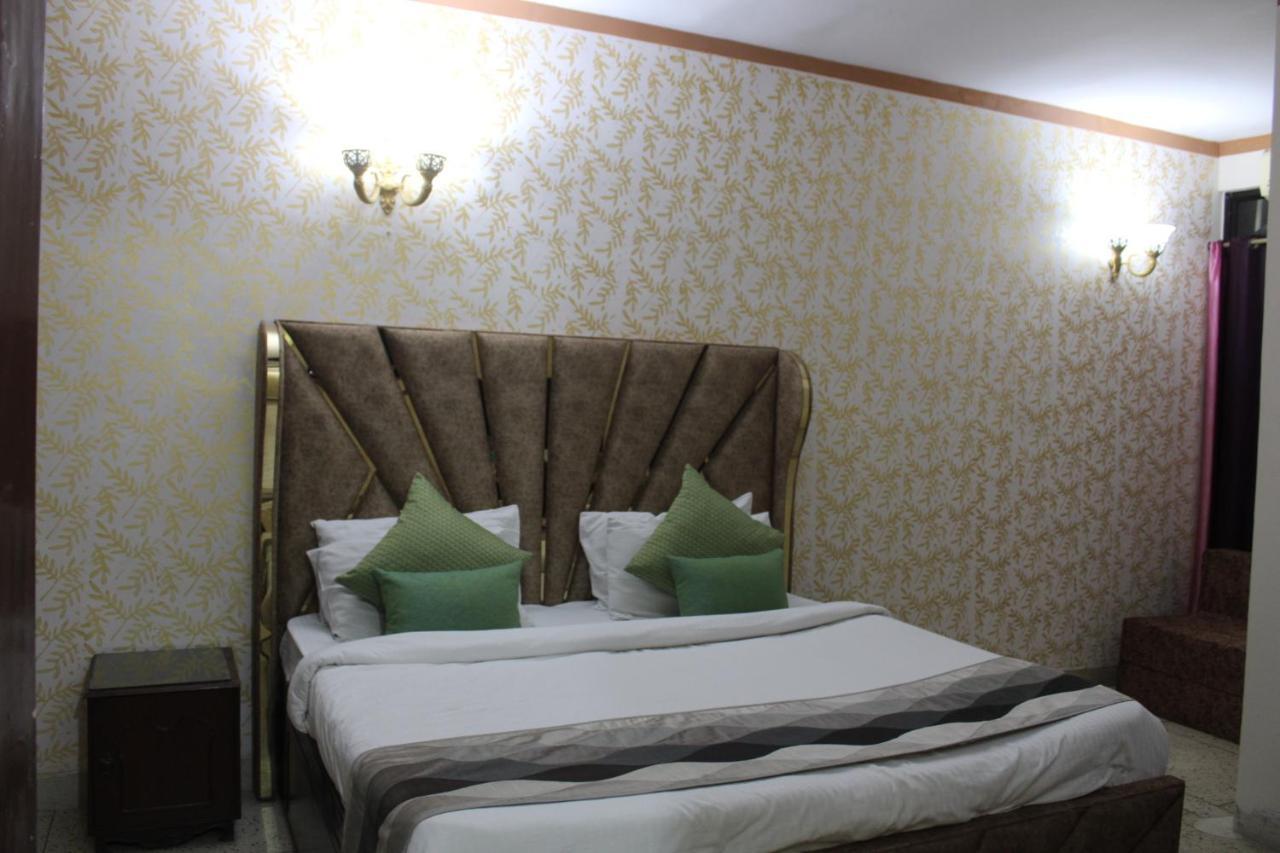 Awasthi Kozi Stays B&B - Closest To Vfs Yeni Delhi Dış mekan fotoğraf