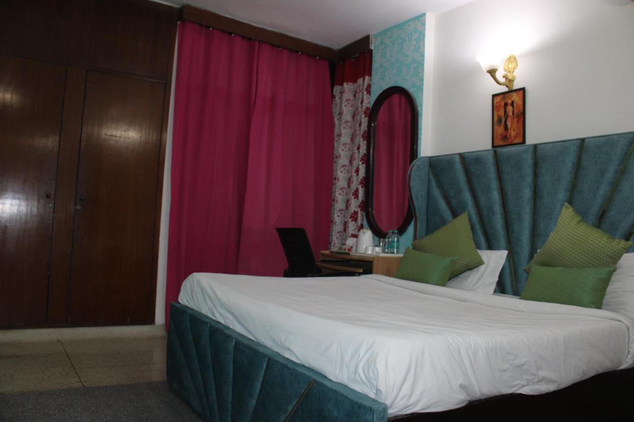 Awasthi Kozi Stays B&B - Closest To Vfs Yeni Delhi Dış mekan fotoğraf
