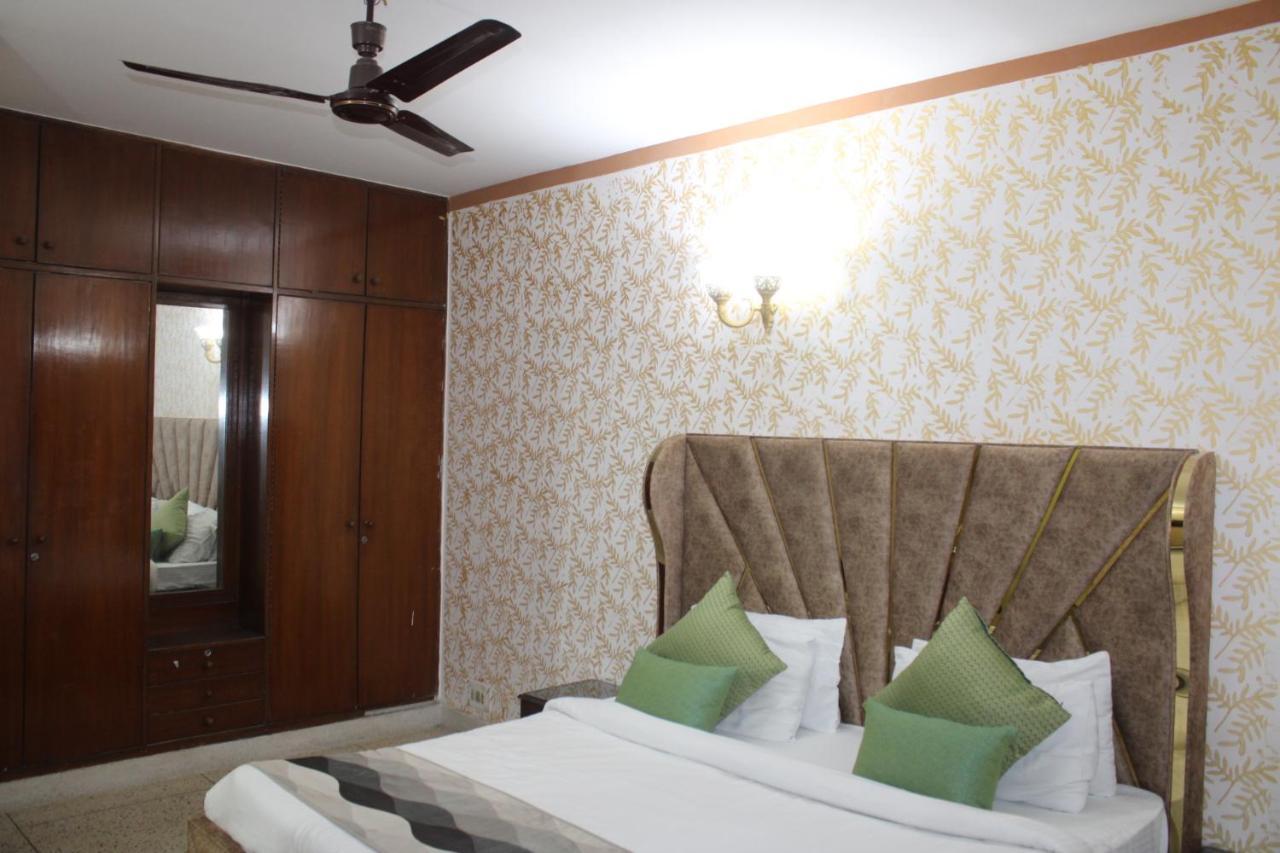Awasthi Kozi Stays B&B - Closest To Vfs Yeni Delhi Dış mekan fotoğraf