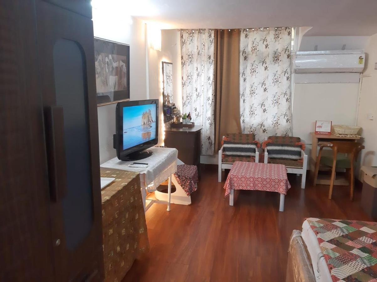 Awasthi Kozi Stays B&B - Closest To Vfs Yeni Delhi Dış mekan fotoğraf