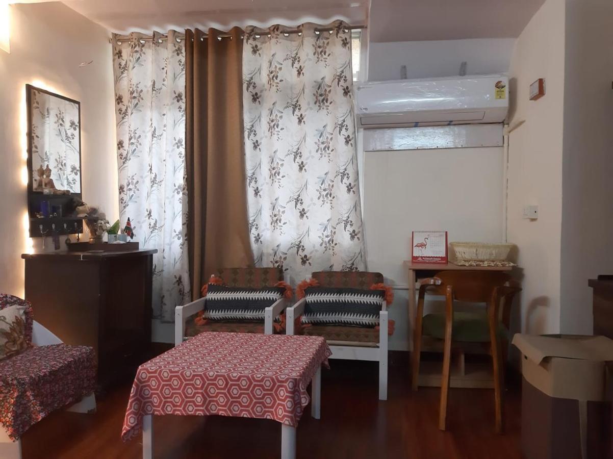 Awasthi Kozi Stays B&B - Closest To Vfs Yeni Delhi Dış mekan fotoğraf